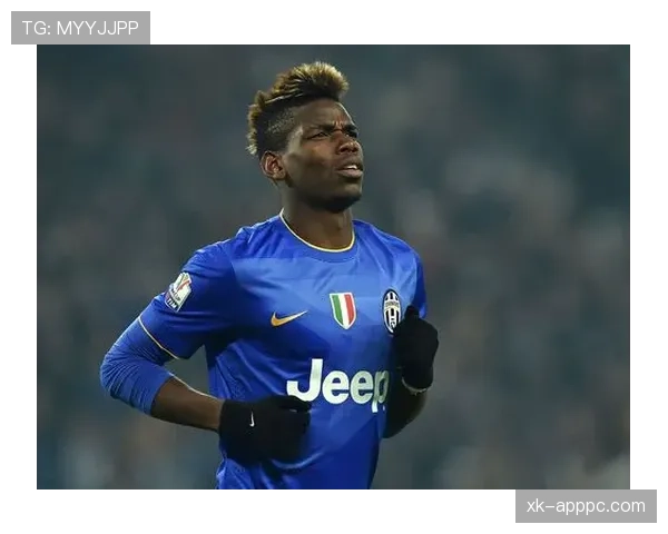 博格巴在组织推进与莫德里奇控球倾向下形成分化结构